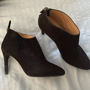 L. k. Bennett Emily booties (EU 35/US 5.5)